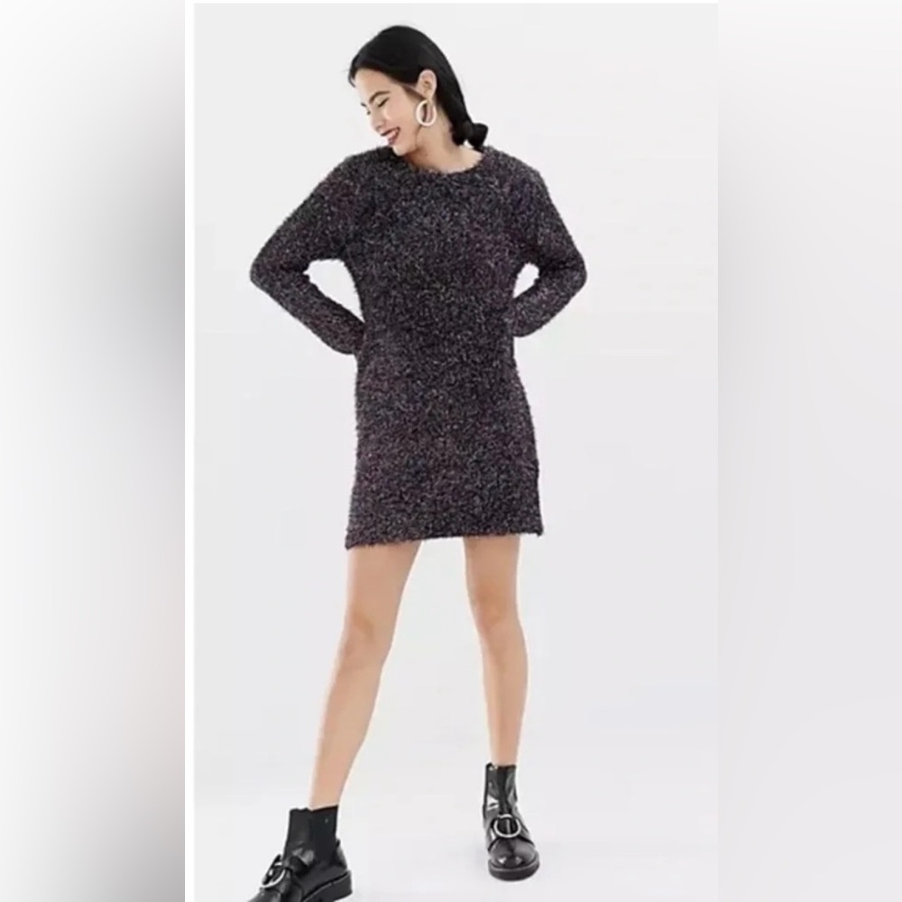 ASOS brave soul mini dress in rainbow tinsel
Size Medium
Long sleeve
Crew neck